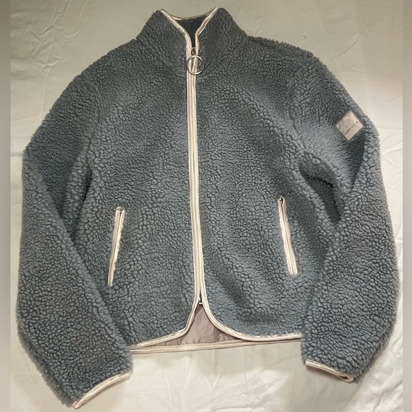 ivory ella Jackets & Blazers - Gray Ivory Ella sherpa fleece jacket women, size small